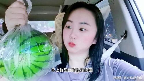 网红与闺蜜吃瓜,揭秘娱乐圈幕后真相